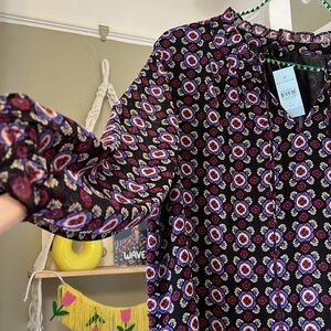 Ann Taylor purple black floral top size petite large LP NWT